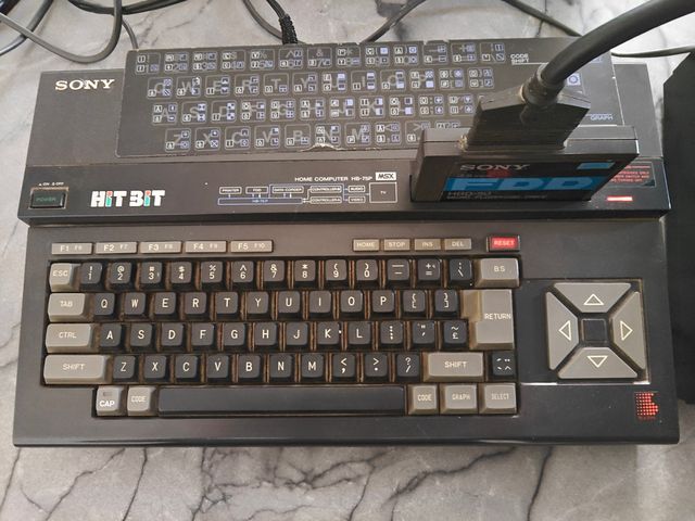 Sony Hit Bit HB-75P MSX Computer