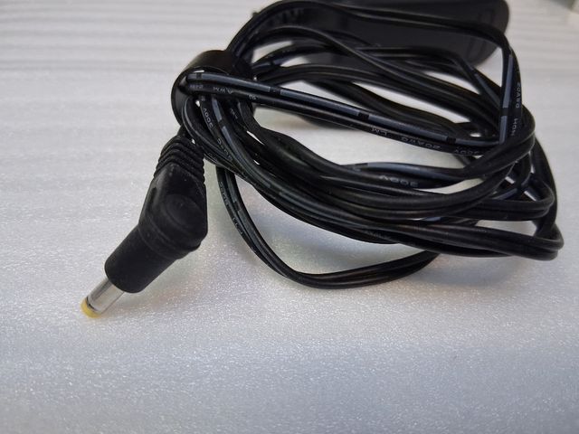 Cargador Yaesu -Vertex