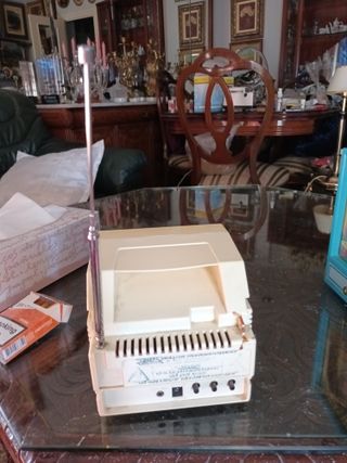 Tele RTV-002 Mini TV y Radio Coleccionismo