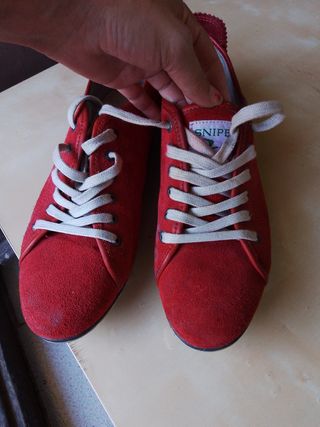 Deportivas SNIPE rojas talla 42