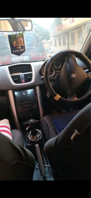 Peugeot 207 2014