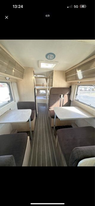 Autocaravana Blucamp Sky 71. 7 plazas.