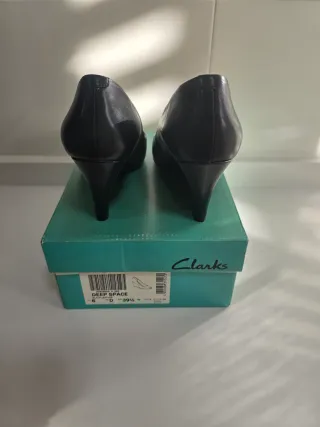 Zapatos de vestir Clarks negros talla 39.5