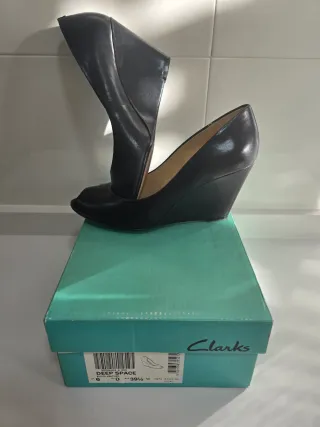 Zapatos de vestir Clarks negros talla 39.5