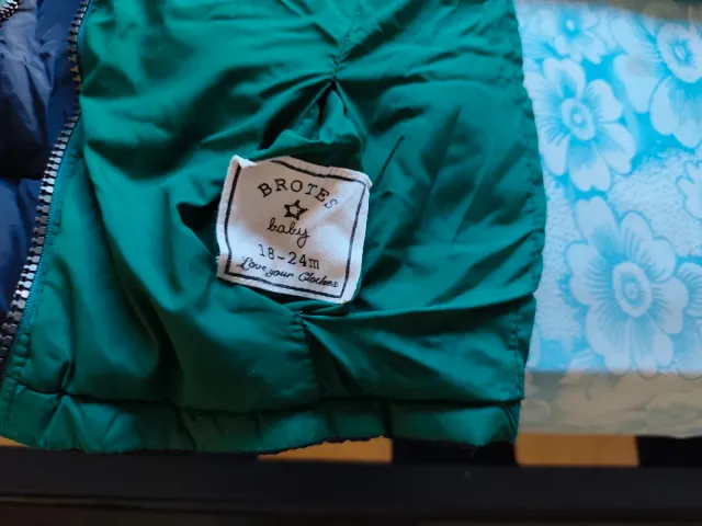 Urgente vendo  Chaqueta reversible verde y azul