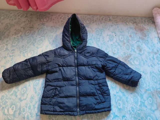 Urgente vendo  Chaqueta reversible verde y azul