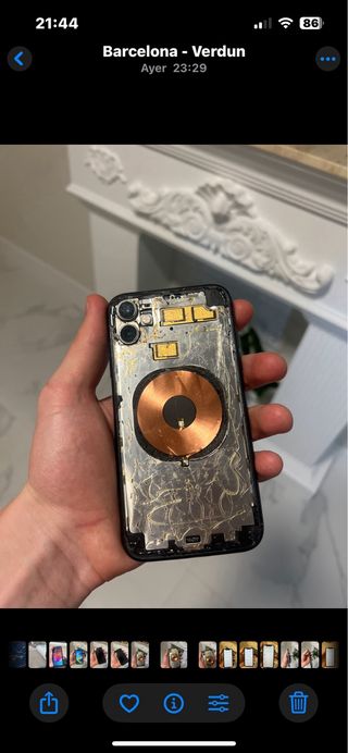 Reparación cristal trasero iPhone 
