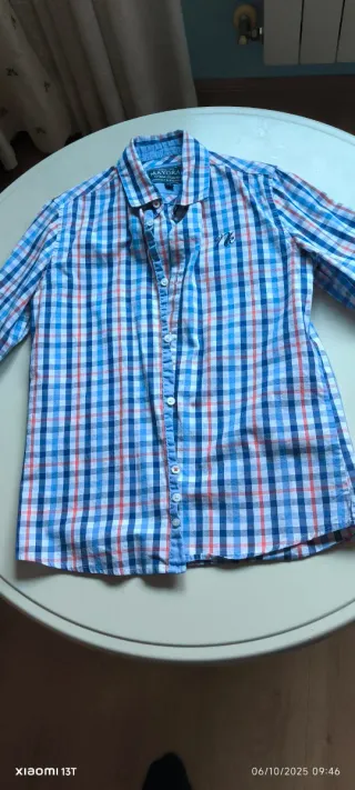 Camisa Mayoral cuadros azul y rojo. Talla 12 