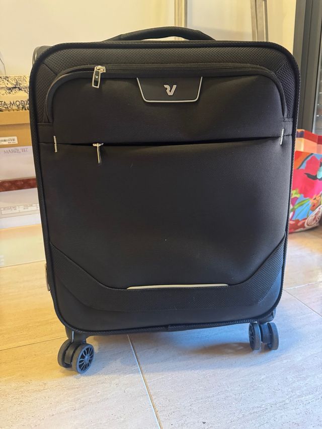 Maleta de cabina RONCATO negra