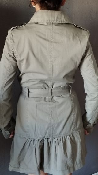 Gabardina verde oliva
