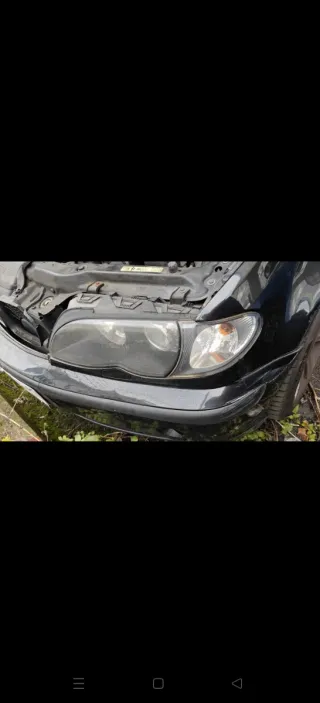 Faros y molduras BMW E46