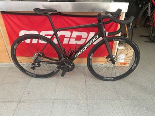 Megamo Rise Talla L Di2 1000km