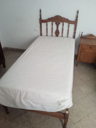 Dos camas vintage madera años 70 190cm