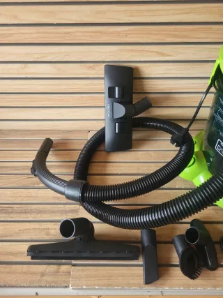 Cecotec Aspirador Sólidos y Líquidos