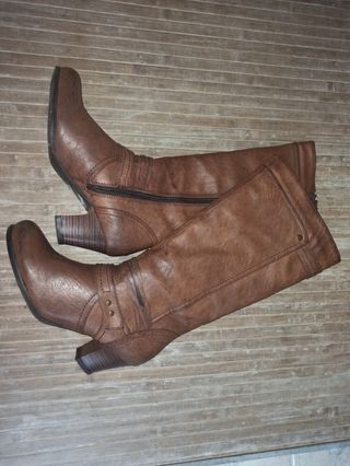 Botas de mujer marrones