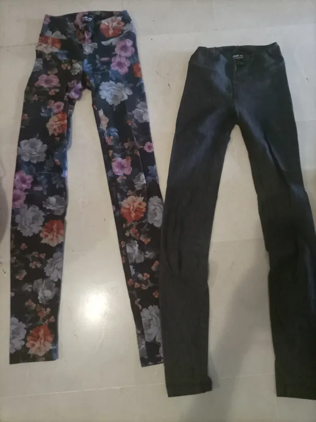 Leggings florales y negros