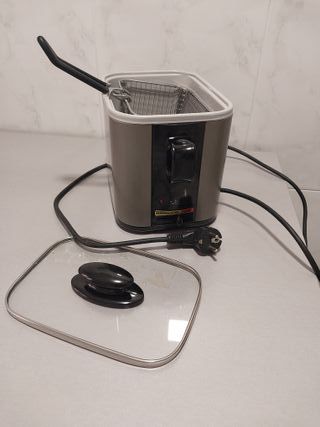 Freidora eléctrica 