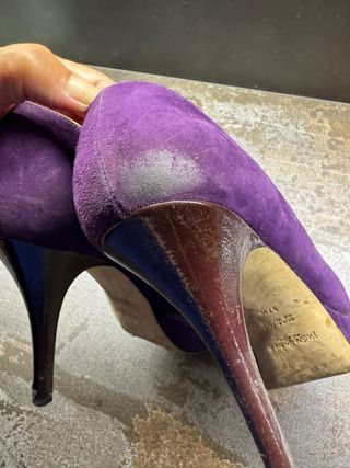 Zapatos de tacón Yves Saint Laurent morados