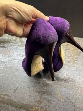 Zapatos de tacón Yves Saint Laurent morados