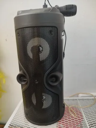 Altavoz Bluetooth con Micrófono