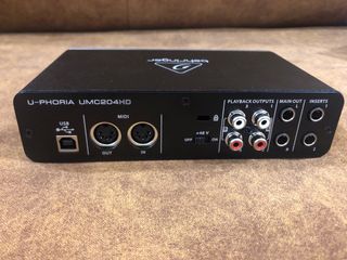 Behringer U-PHORIA UMC204HD Interfaz Audio