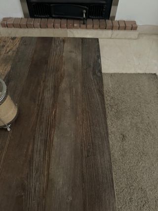Preciosa mesa  de centro madera y metal como nueva