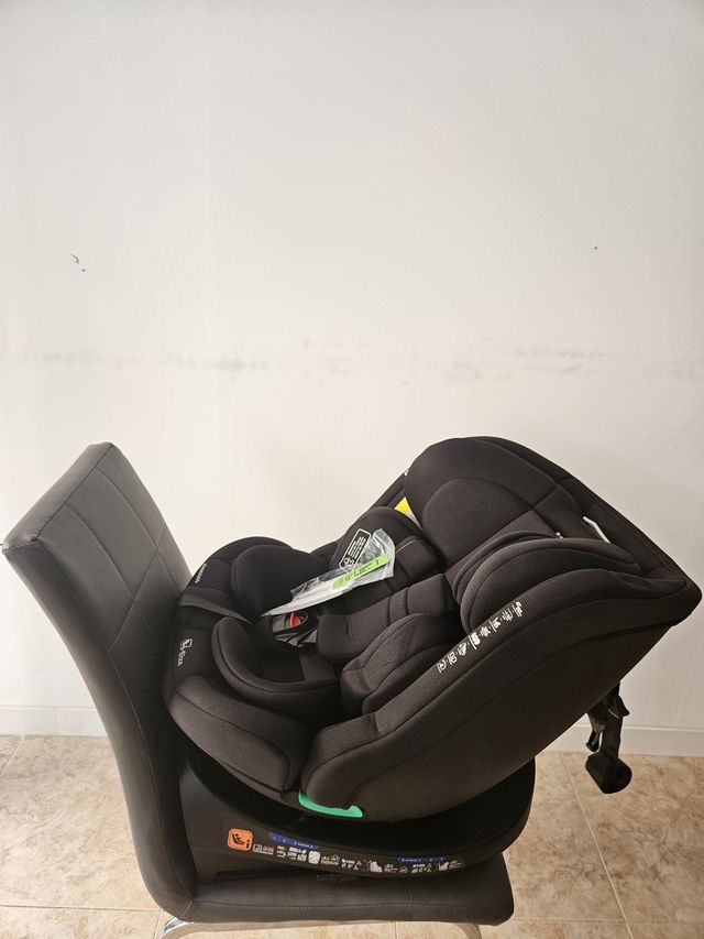 Attenzione genitori! Seggiolino auto 40-150 cm