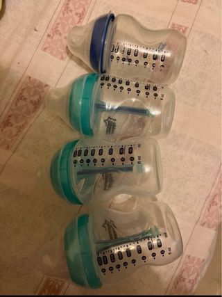 4 Biberones Anticolicos Tommee Tippee