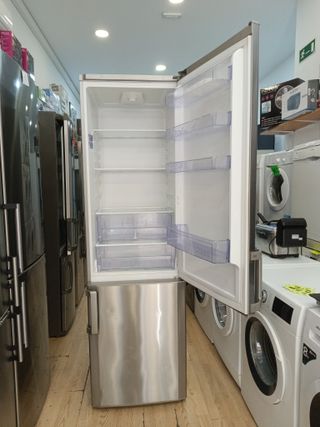 Nevera Beko con garantía y transporte