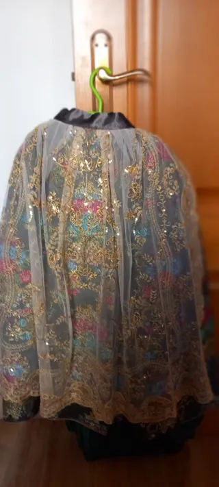 Traje de Fallera Niña 5-7 años,solo una puesta 