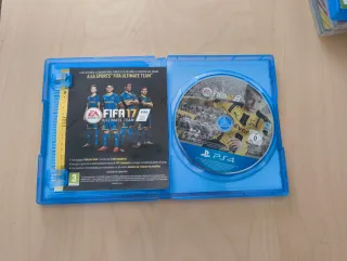 FIFA 17 Deluxe Edition PS4