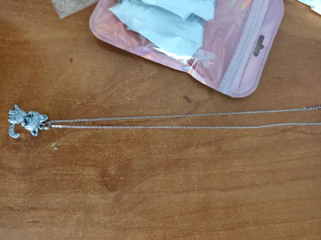 Collar de gato con diamantes de imitación