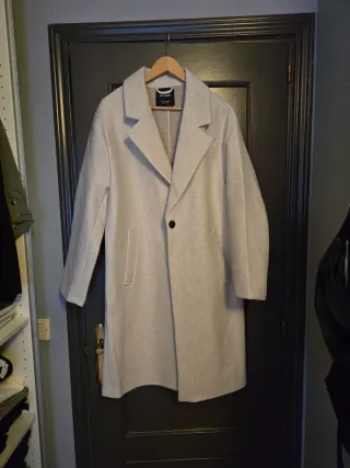 Abrigo beige elegante