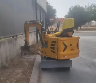 Mini excavadora 