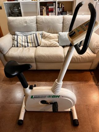 Bicicleta Estática BH Fitness