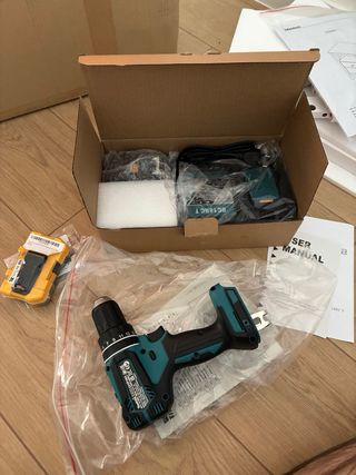 Taladro destornillador Makita a estrenar