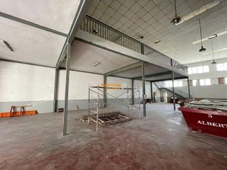 Nave industrial en alquiler en Carrús Est - Camí dels Magros en Elche