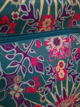 Bolso GABOL escolar estampado floral