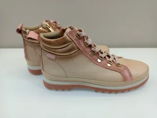 Botines Pikolinos Beige y Rosa