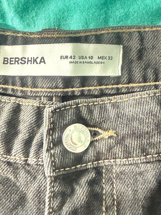 Bershka Pantaloni Lunghi Nuovi