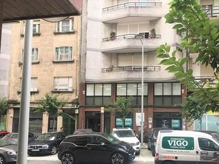 Local comercial en alquiler en Travesía de Vigo - San Xoán en Vigo