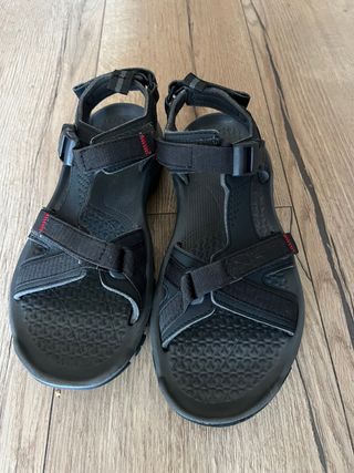 Sandalias Trekking Quechua Talla 39