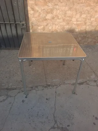 Mesa de bar aluminio 60x60