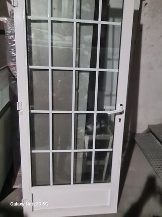 Puerta cristal y manilla de 940x 210