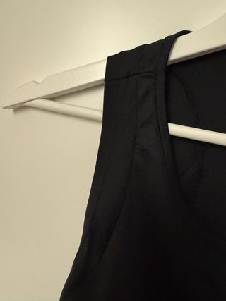 Camiseta deportiva Nike negra