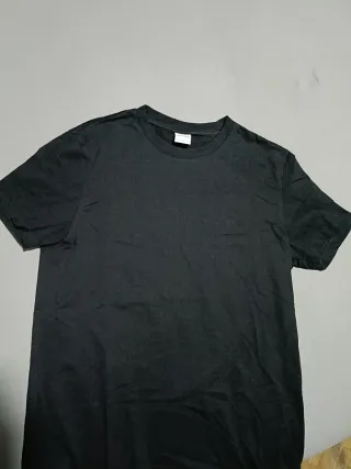 Camiseta Bershka Negra Hombre Talla M