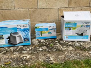 Piscina Intex Ultra XTR Frame con Sal
