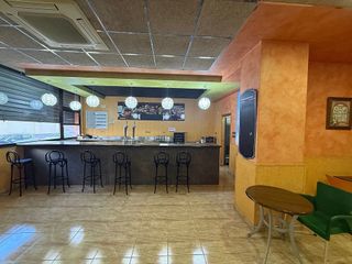 Local comercial en alquiler en El Pla de Sant Josep - L'Asil en Elche