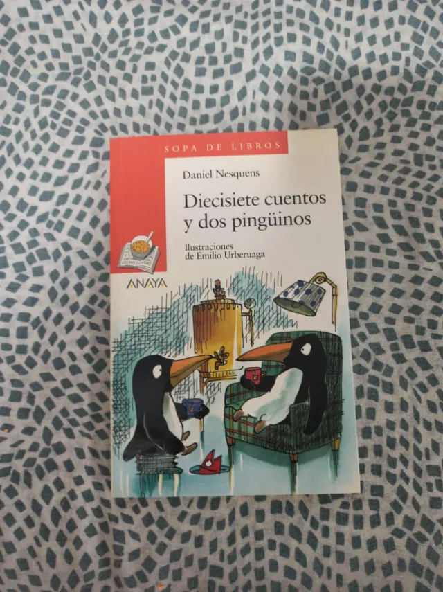 Diecisiete cuentos y dos pingüinos (Sopa de Lib...