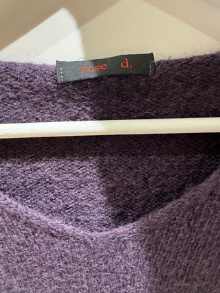Jersey Morado Cuello Pico